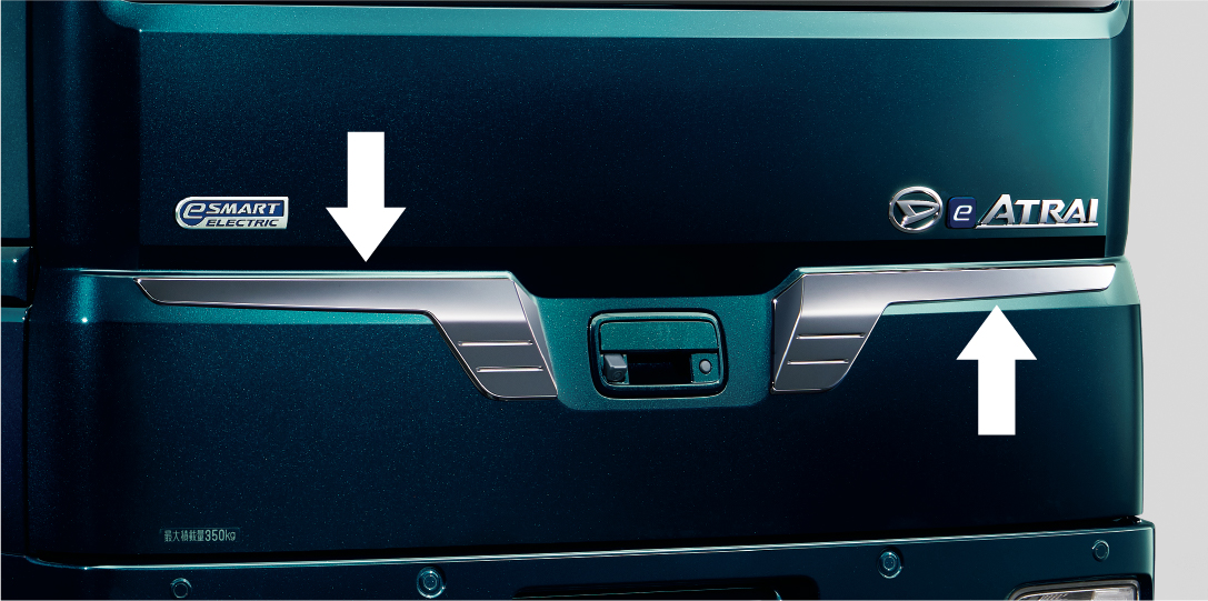 バックドアガーニッシュ(メッキ)