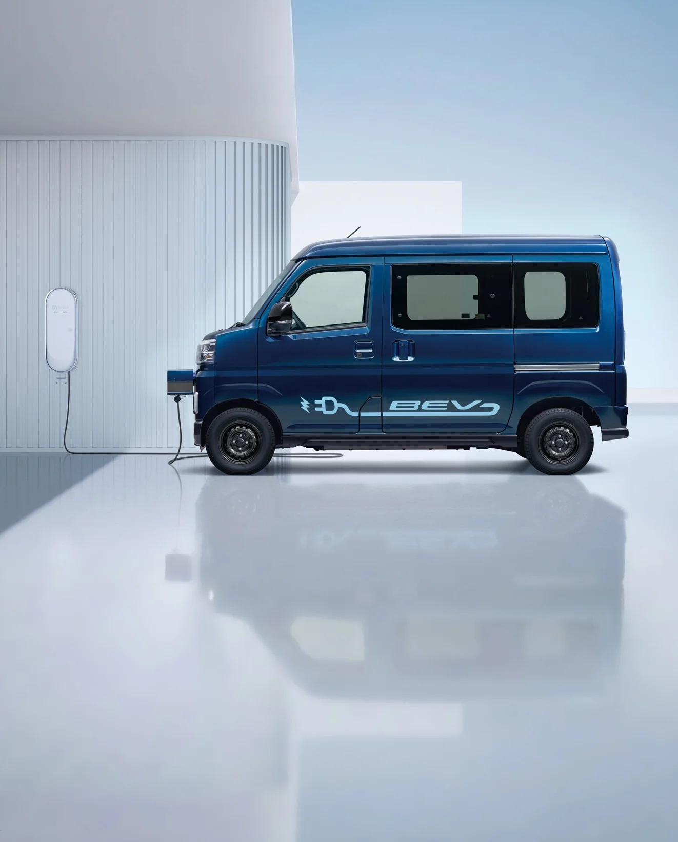 画像：充電をしているe-アトレー RS