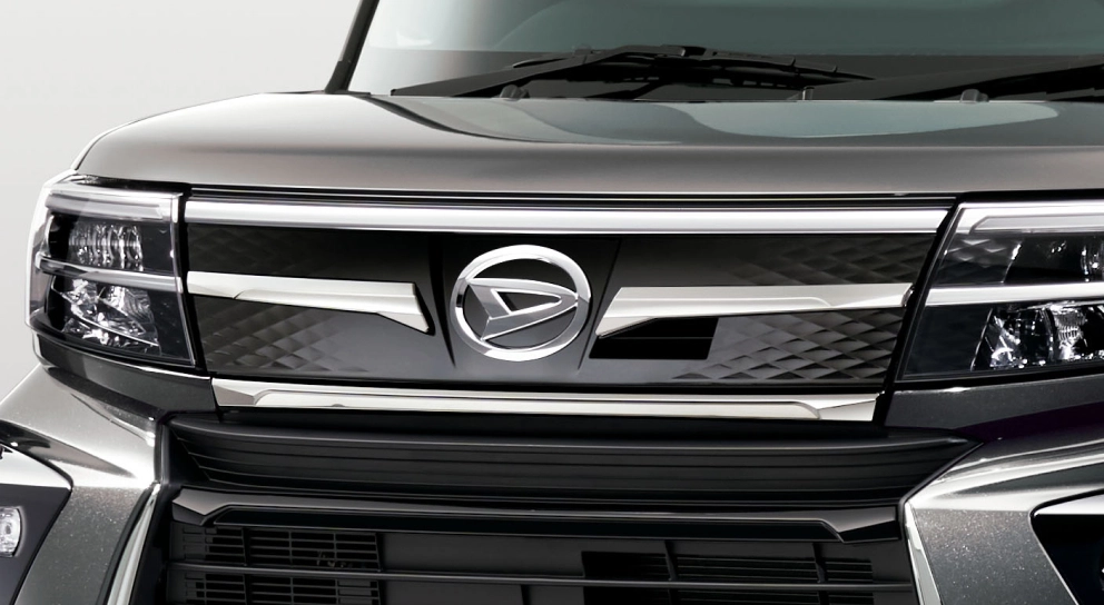 フロントグリルアッパーガーニッシュ（メッキ）（カスタム用）