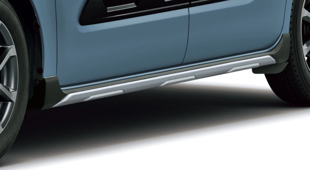 サイドアンダーガーニッシュ（シルバー）