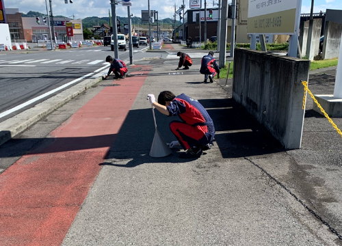 群馬ダイハツ 安中店 地域清掃