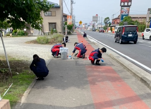 群馬ダイハツ 安中店 地域清掃