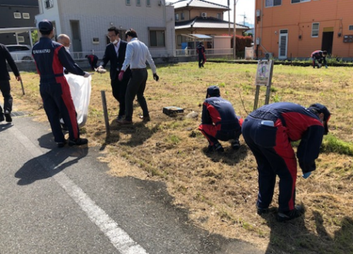 群馬ダイハツ 伊勢崎店 地域清掃
