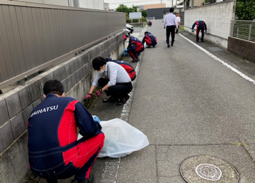 群馬ダイハツ 伊勢崎店 地域清掃