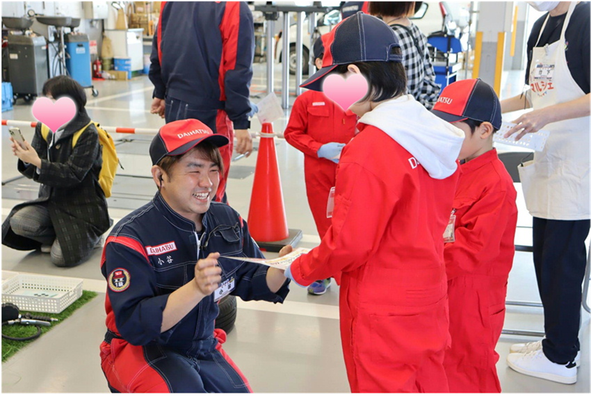 最後は、修了書を先生から貰って皆さん笑顔で体験出来ました