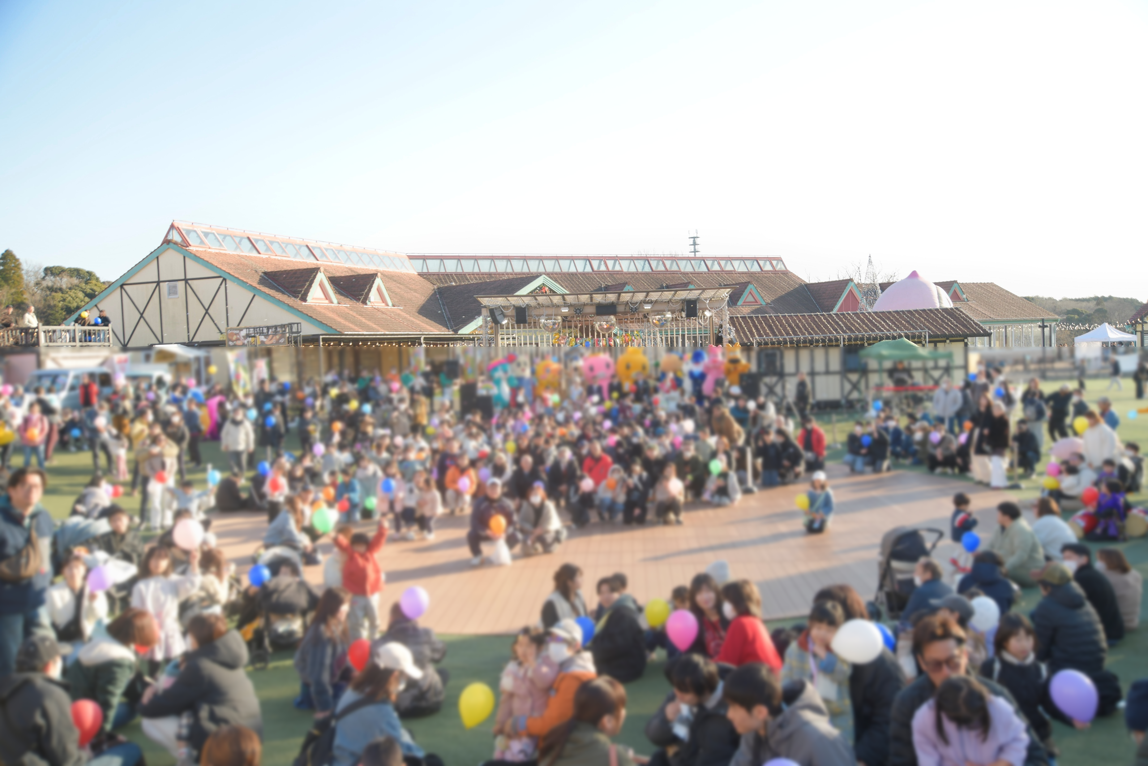こんなに多くのお客様と一緒にお祝いできて嬉しいっぴ！とダイピー