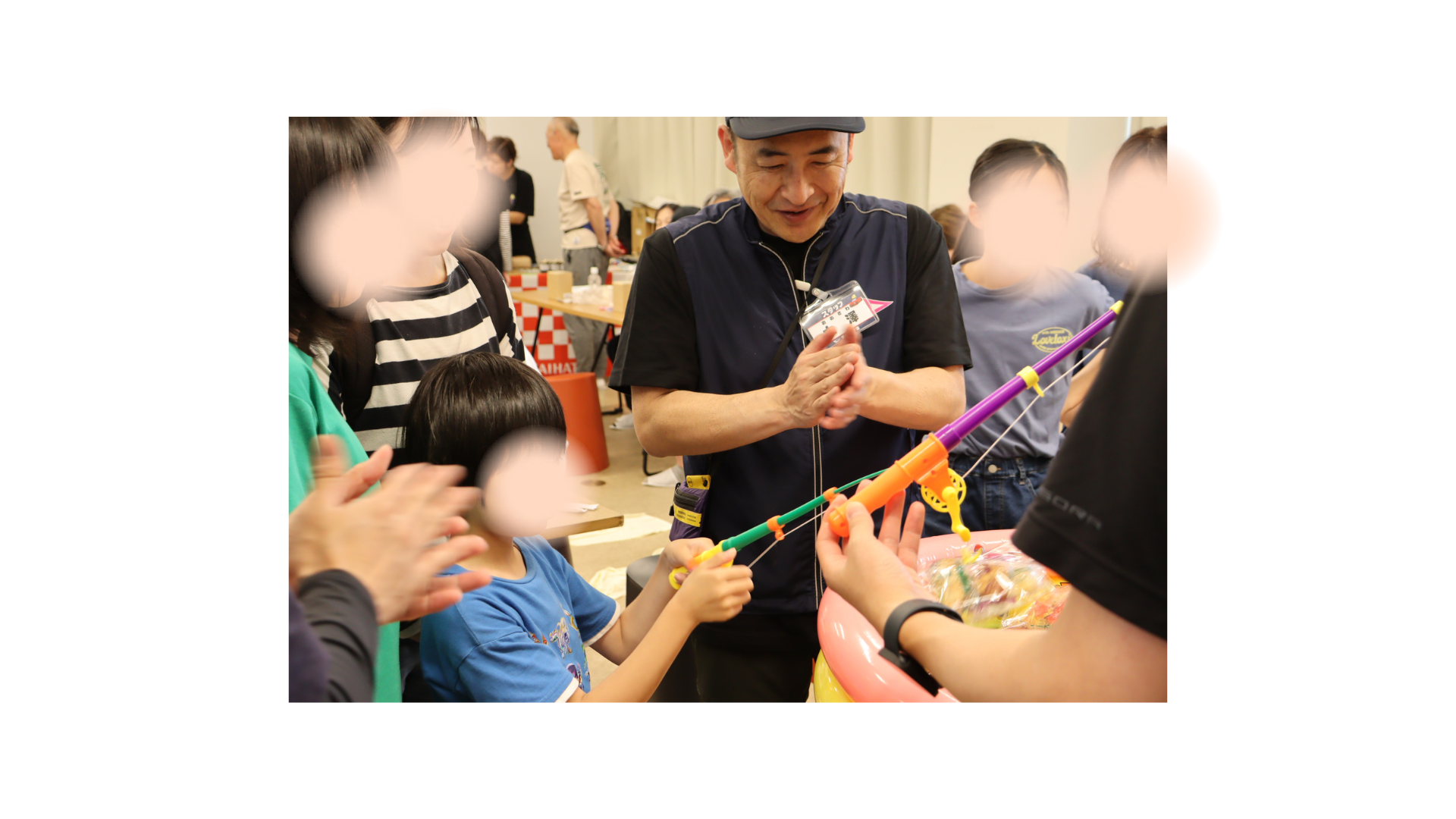 お菓子釣りゲームも