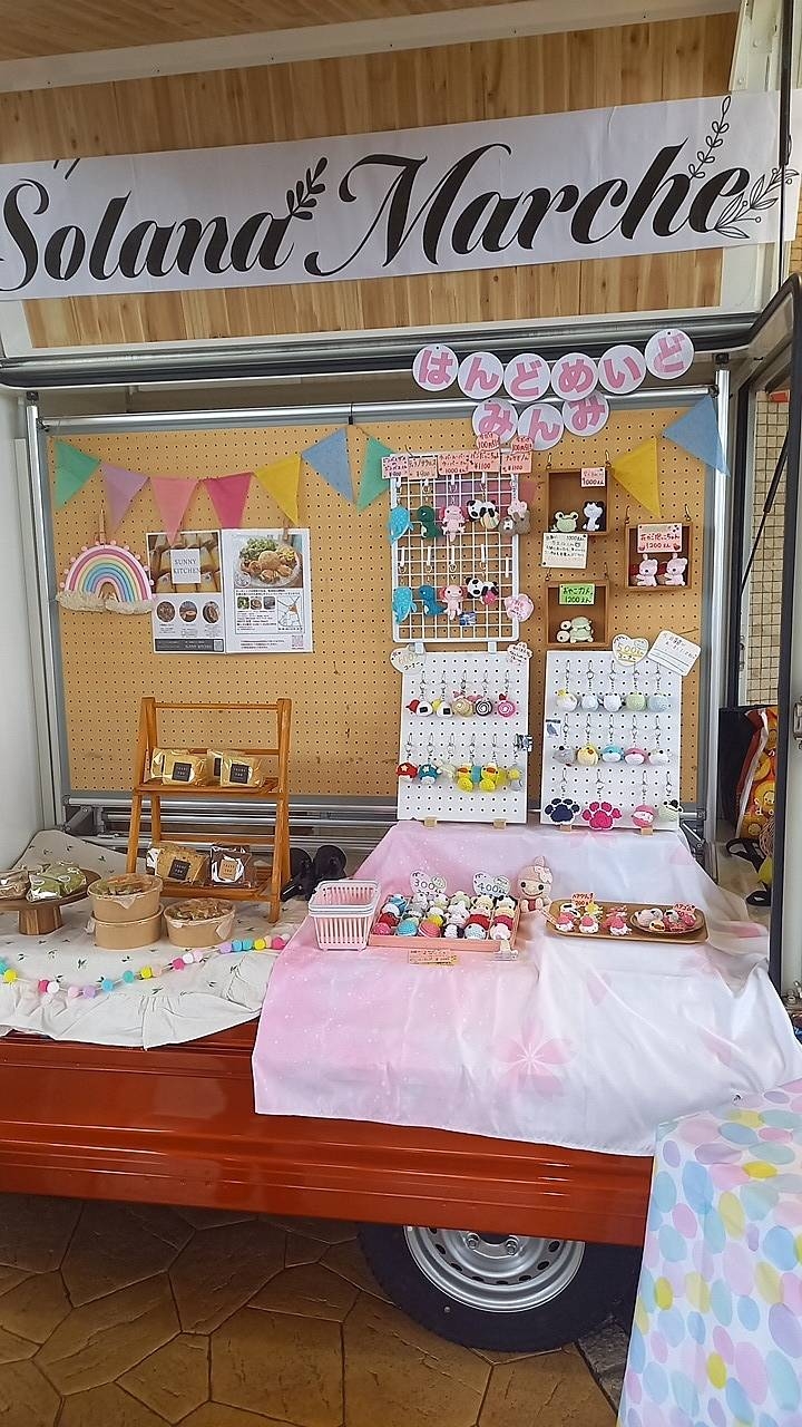 シマエナガちゃんの編みぐるみが可愛すぎる!「はんどめいどみんみ様」