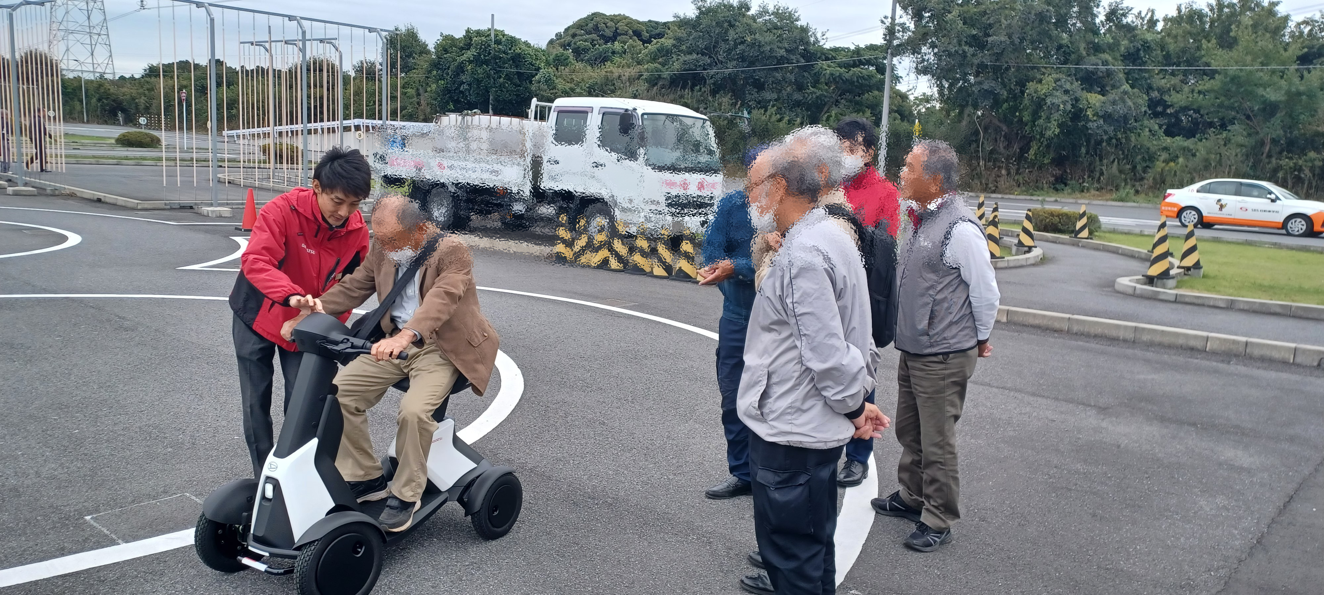 時速は、最高6㎞と安全な速度