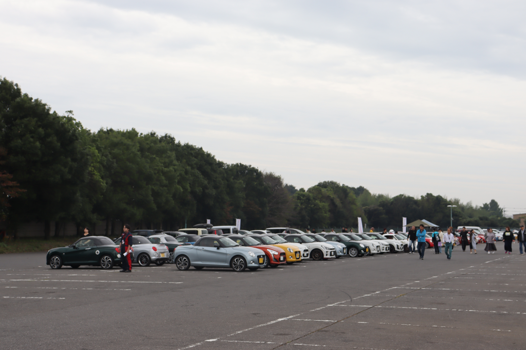 朝早くから参加者様60台を含む多くのコペンが集結！