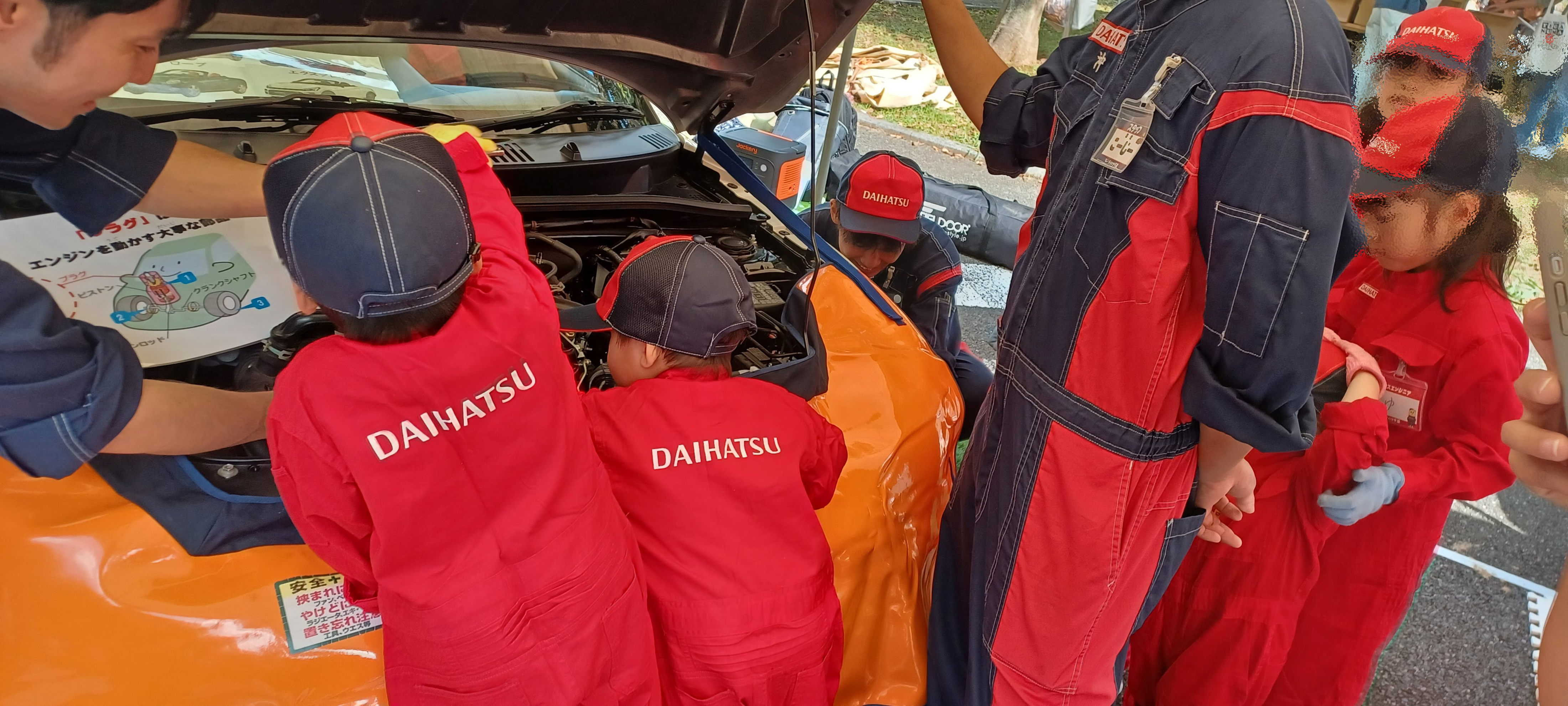 順番にプラグの交換をしてもらいました