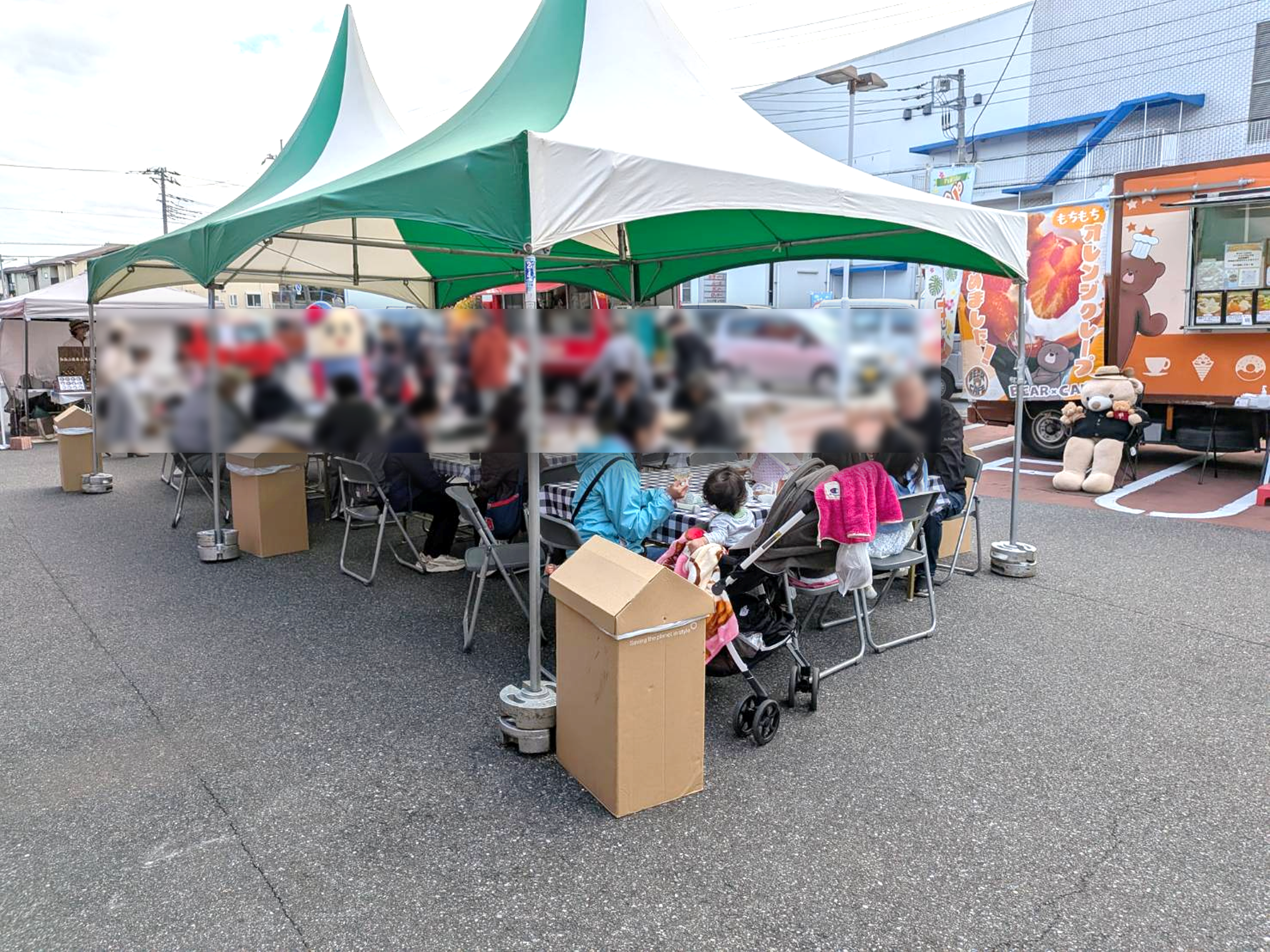 皆さん美味しそうに食べてます