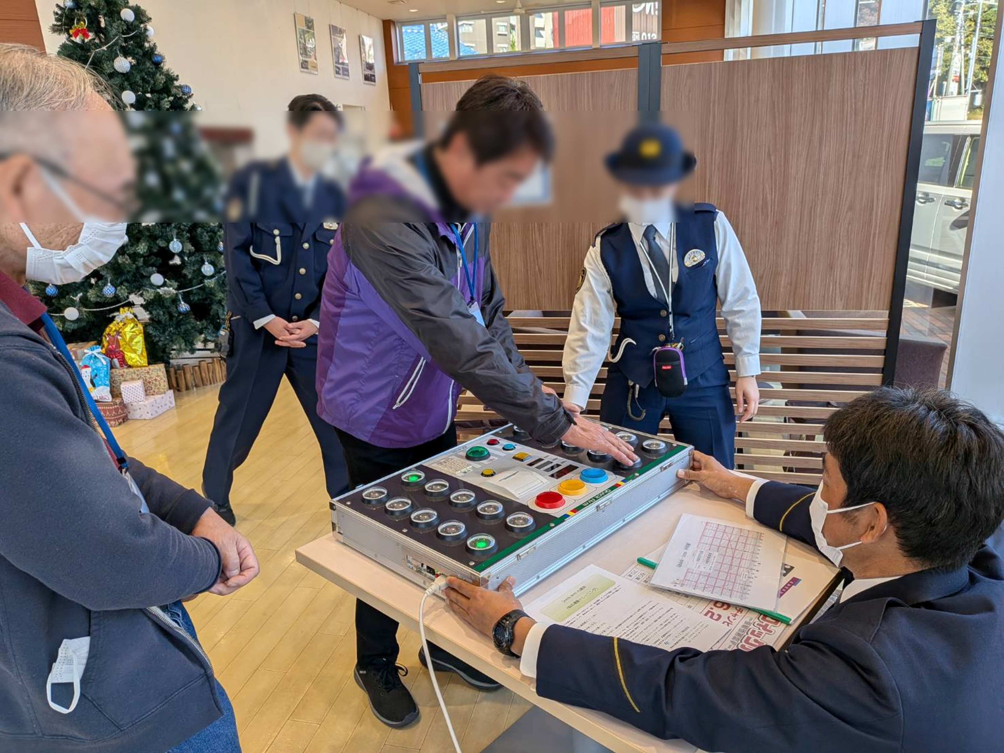 反射のゲームでは、皆様大盛り上がり！実年齢より・・・？