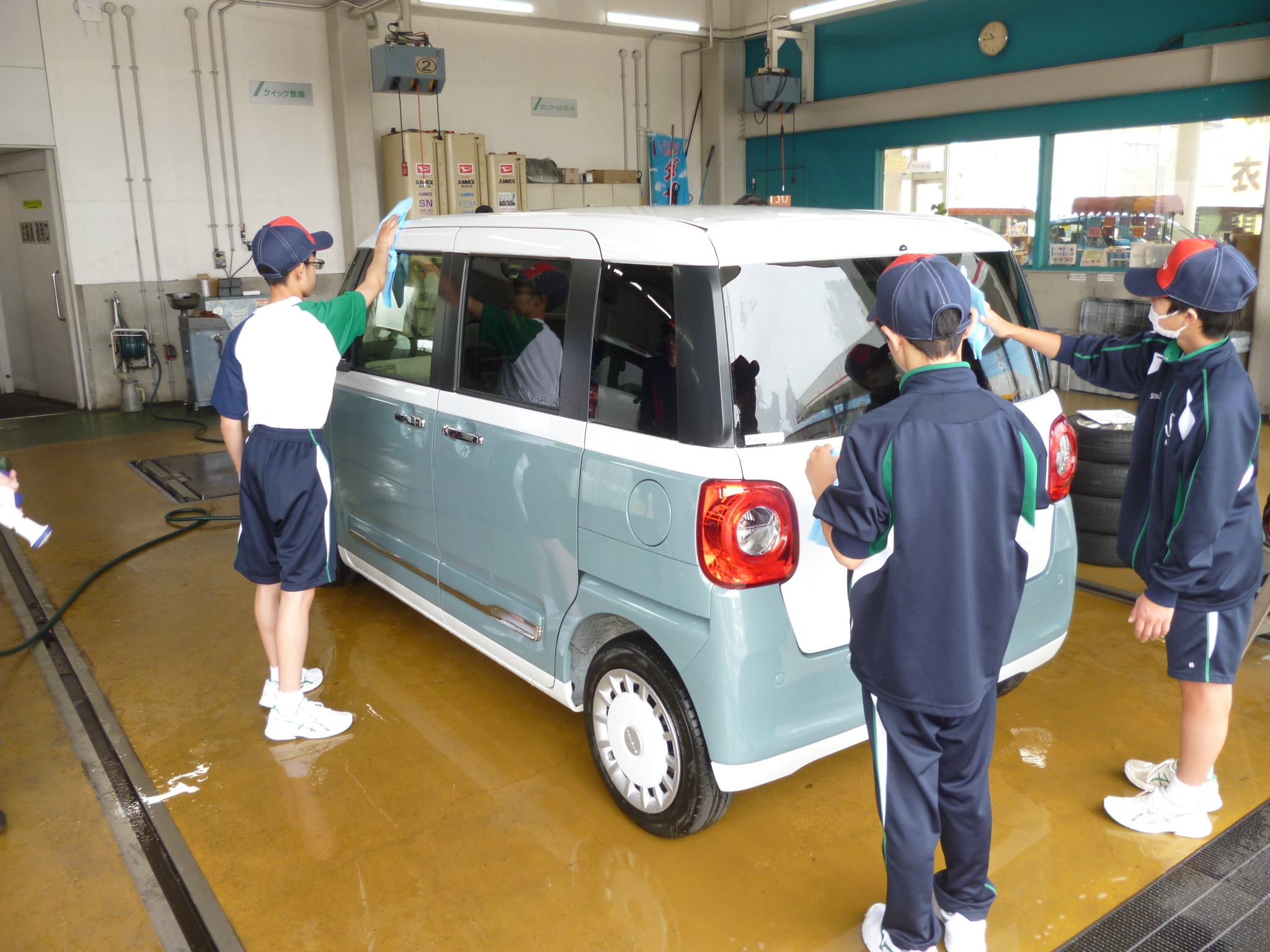 洗車でクルマをきれいに！