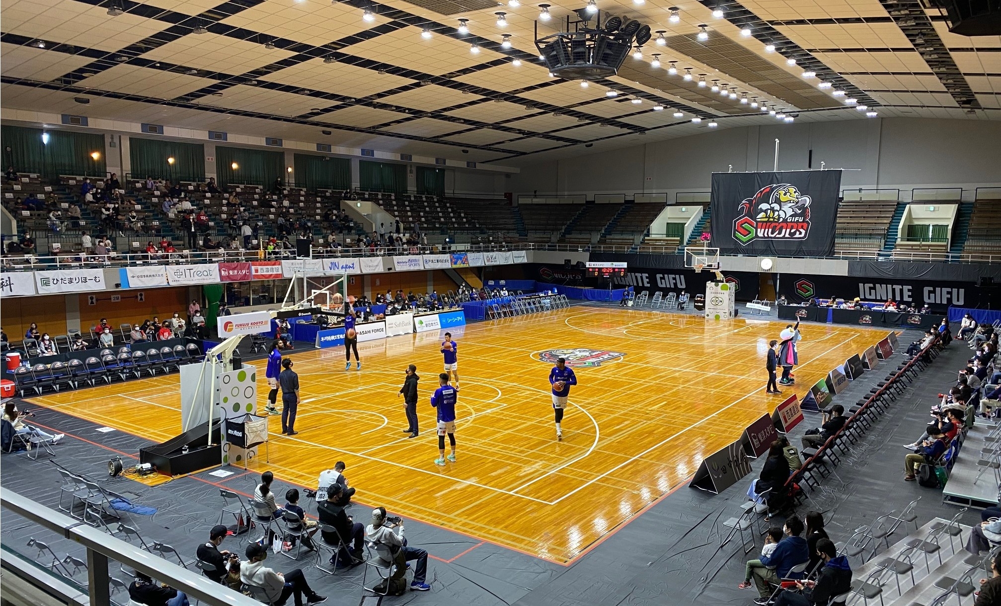 スポーツ振興 岐阜スゥープス連勝なるか Light You Up アクション ダイハツ工業株式会社