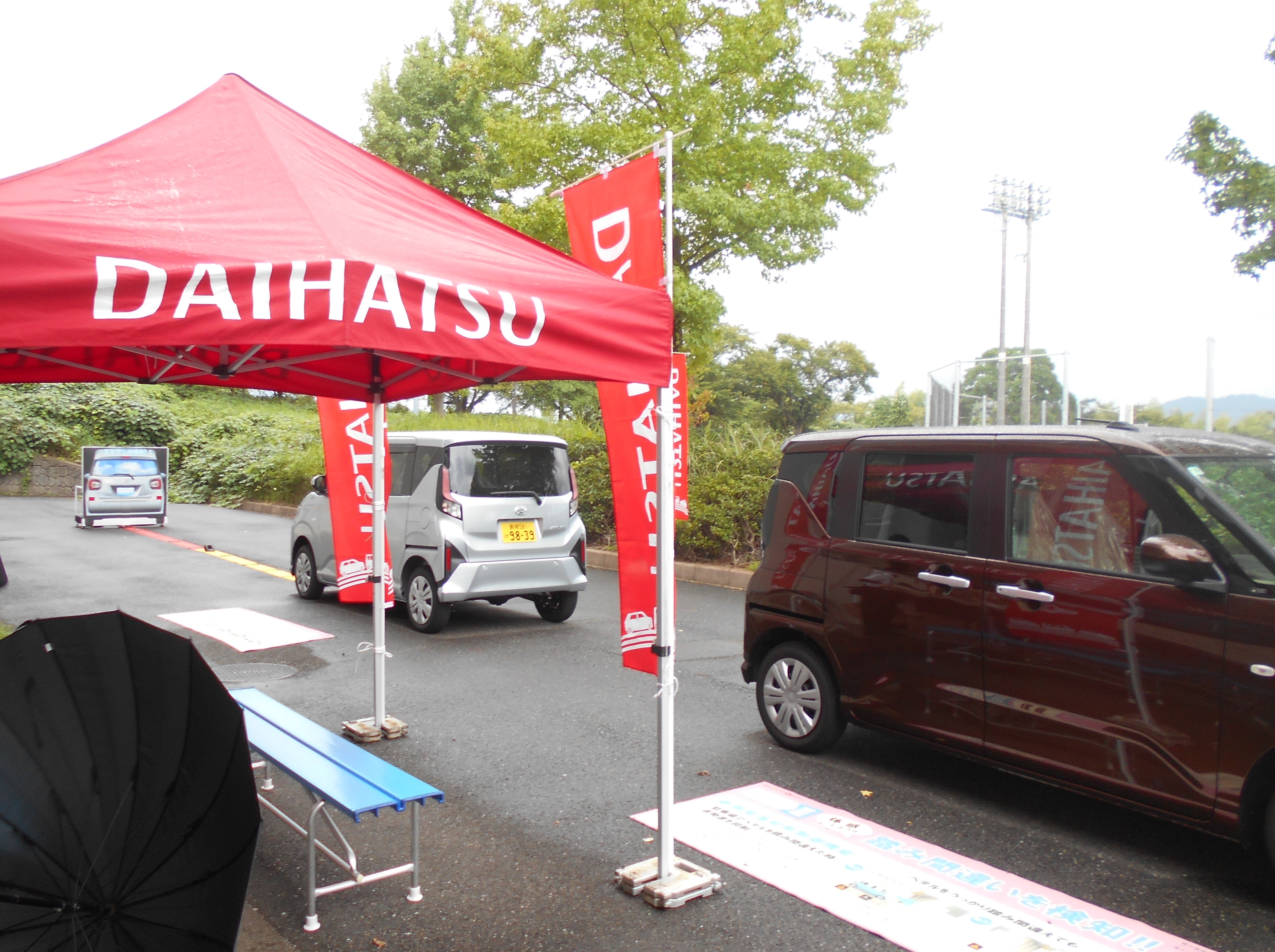 今回はムーヴ2台でスマートアシスト機能を体験していただきました。