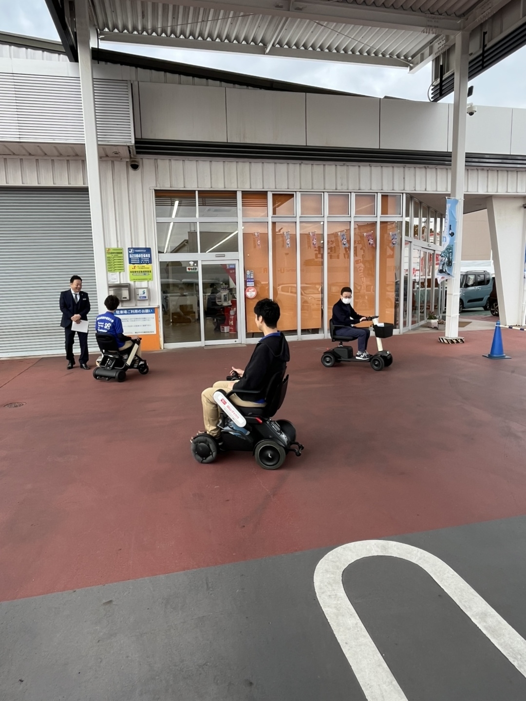 理学療法士さんも乗って体験！