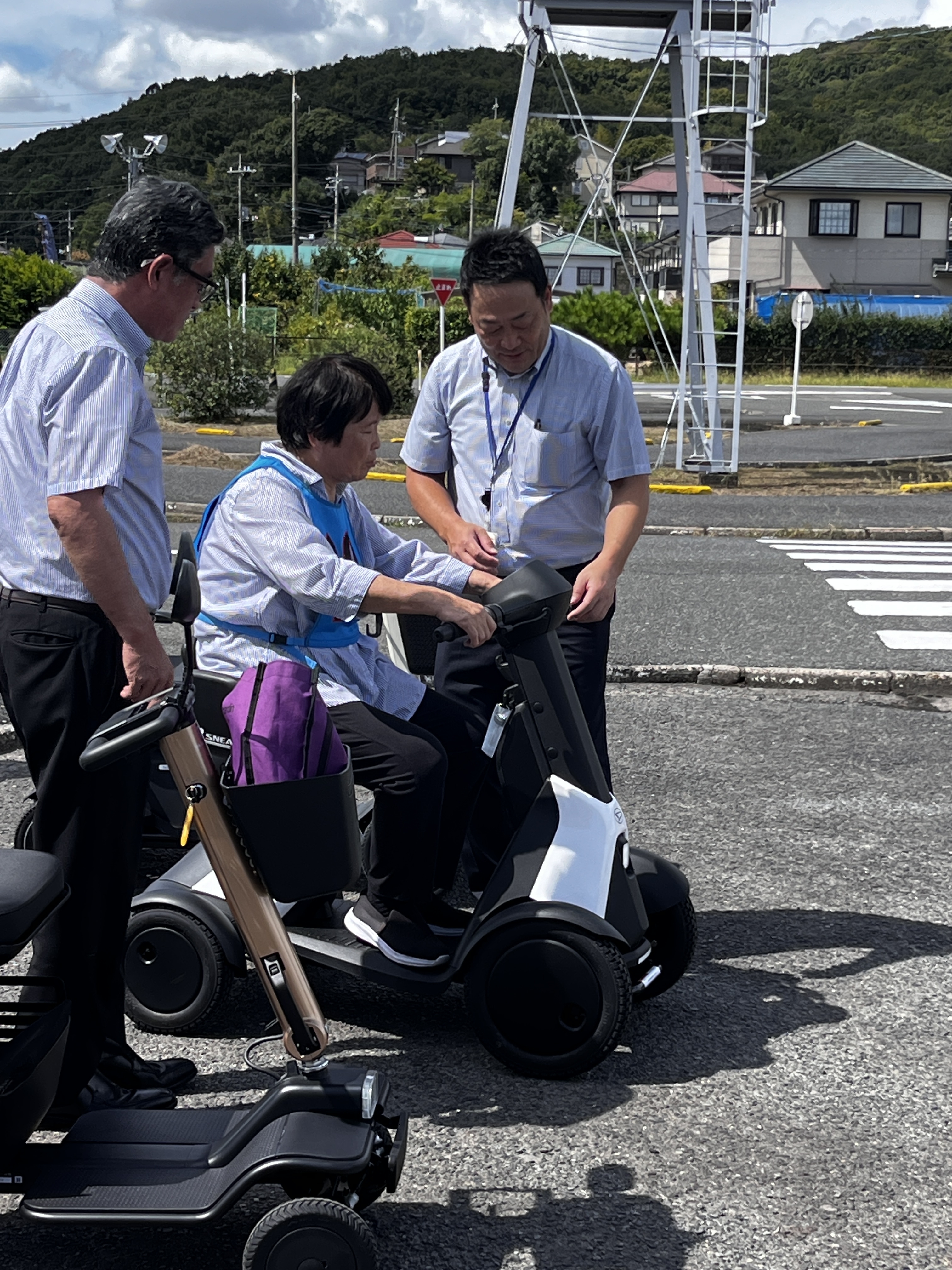 普段バイク乗りのおかあさん。簡単だわーと余裕のご感想