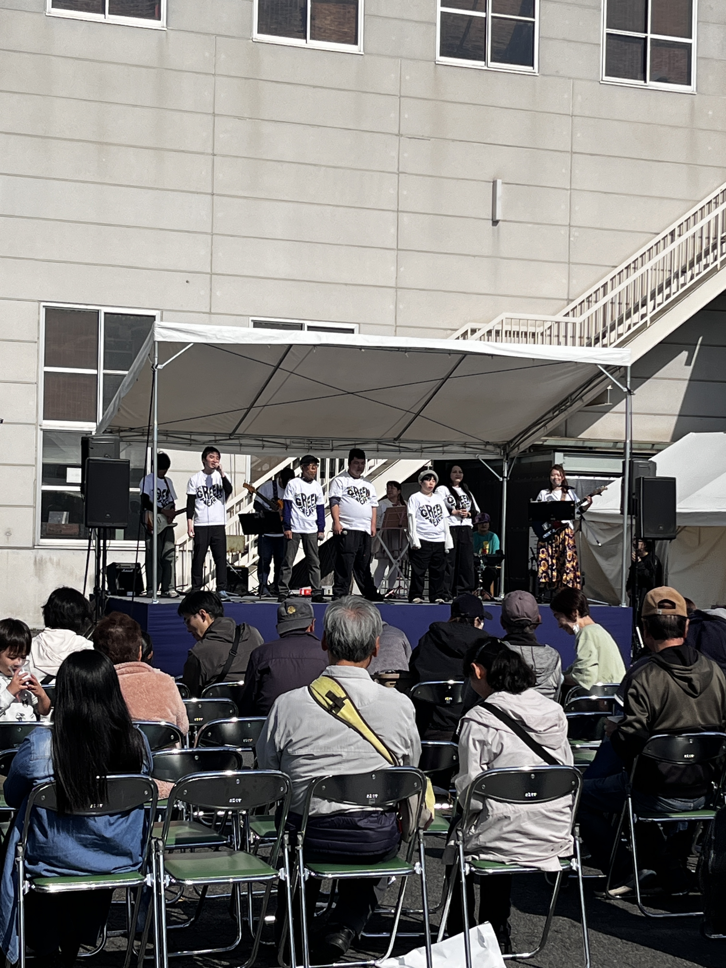 ありがとうファームさんのバンド「グリーンハーツ」のステージも！