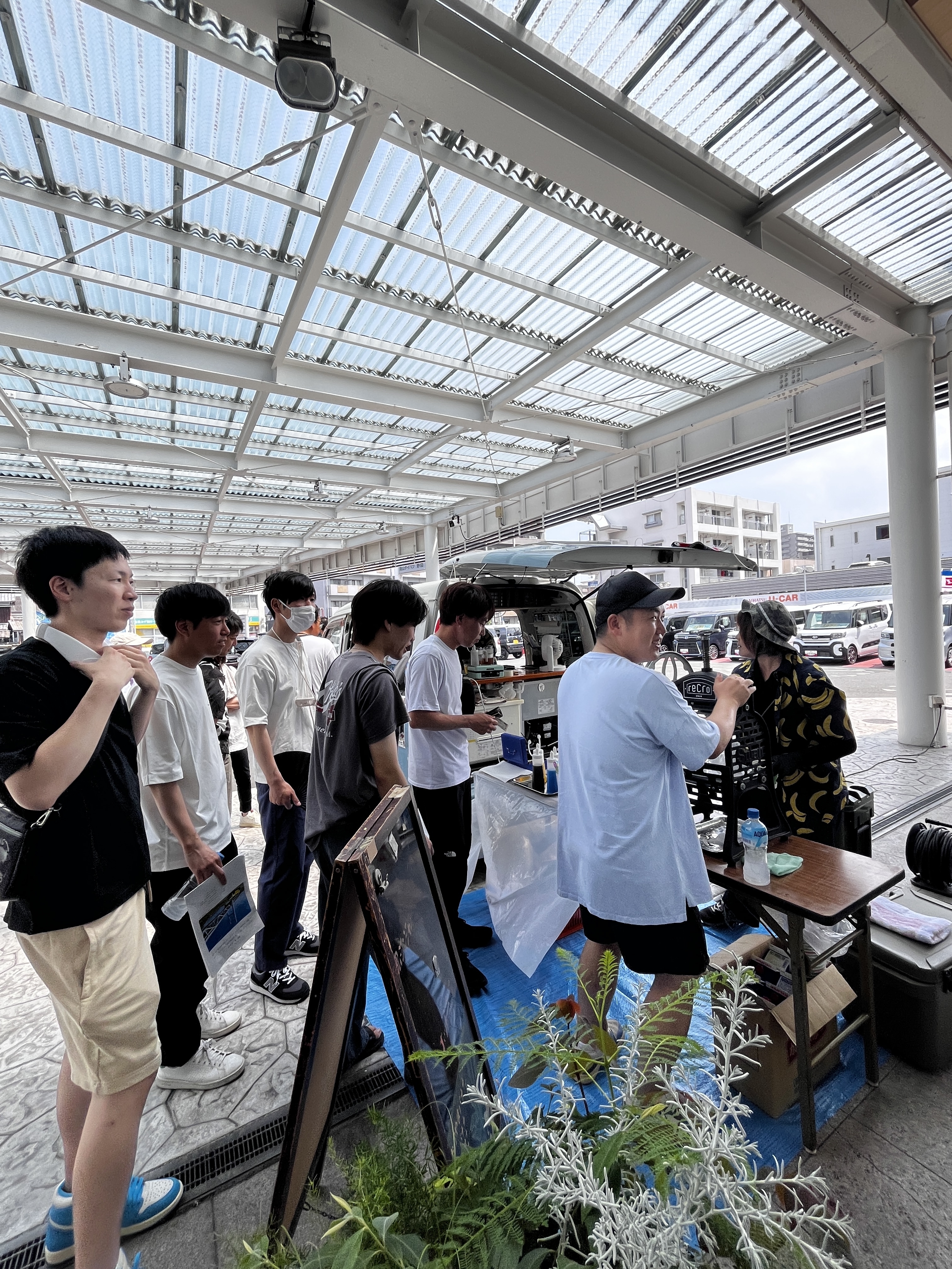 かき氷とバナナジュースに列が・・・