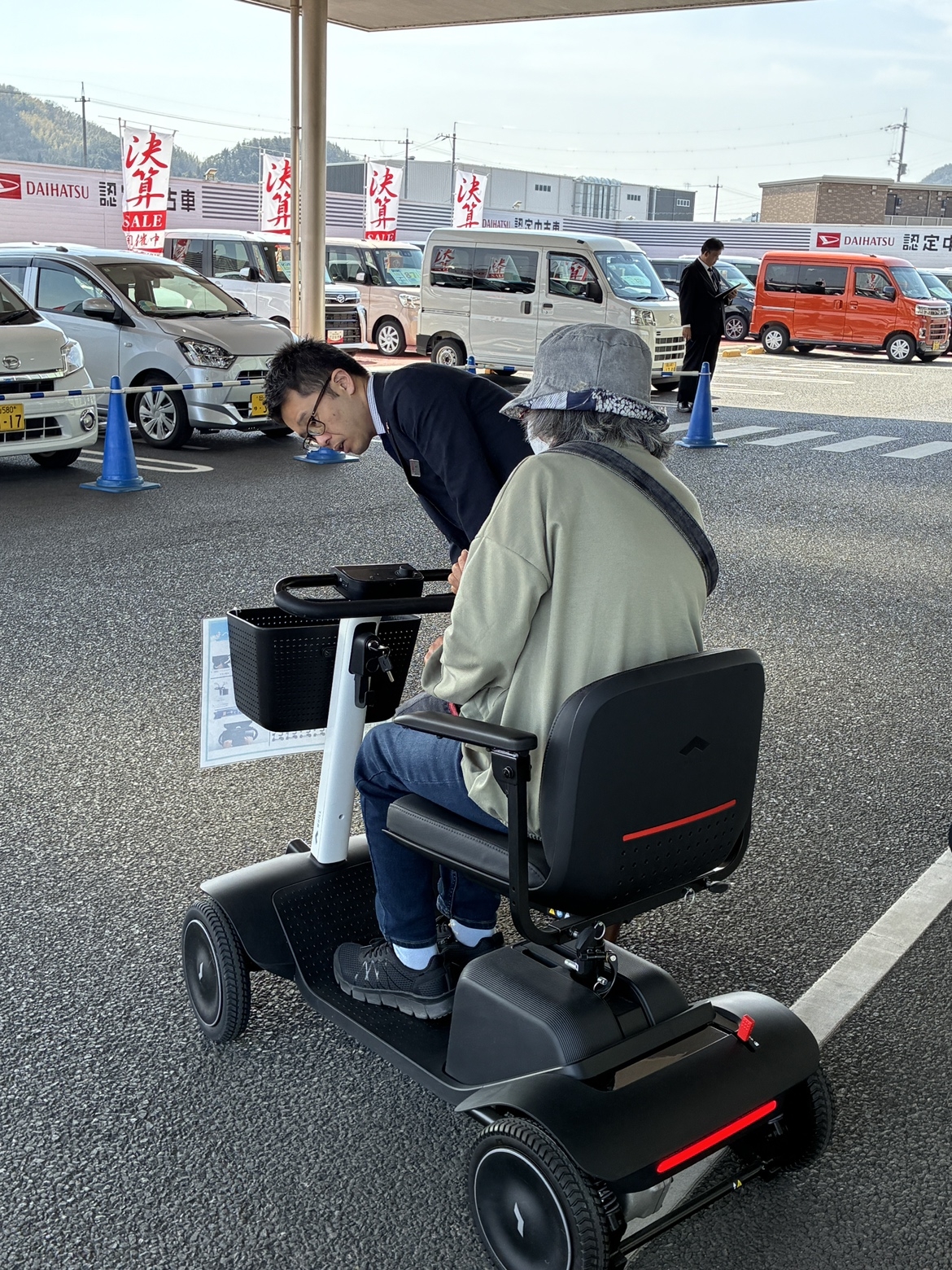 昔スクーターに乗って怖かったわ。とおかあさん