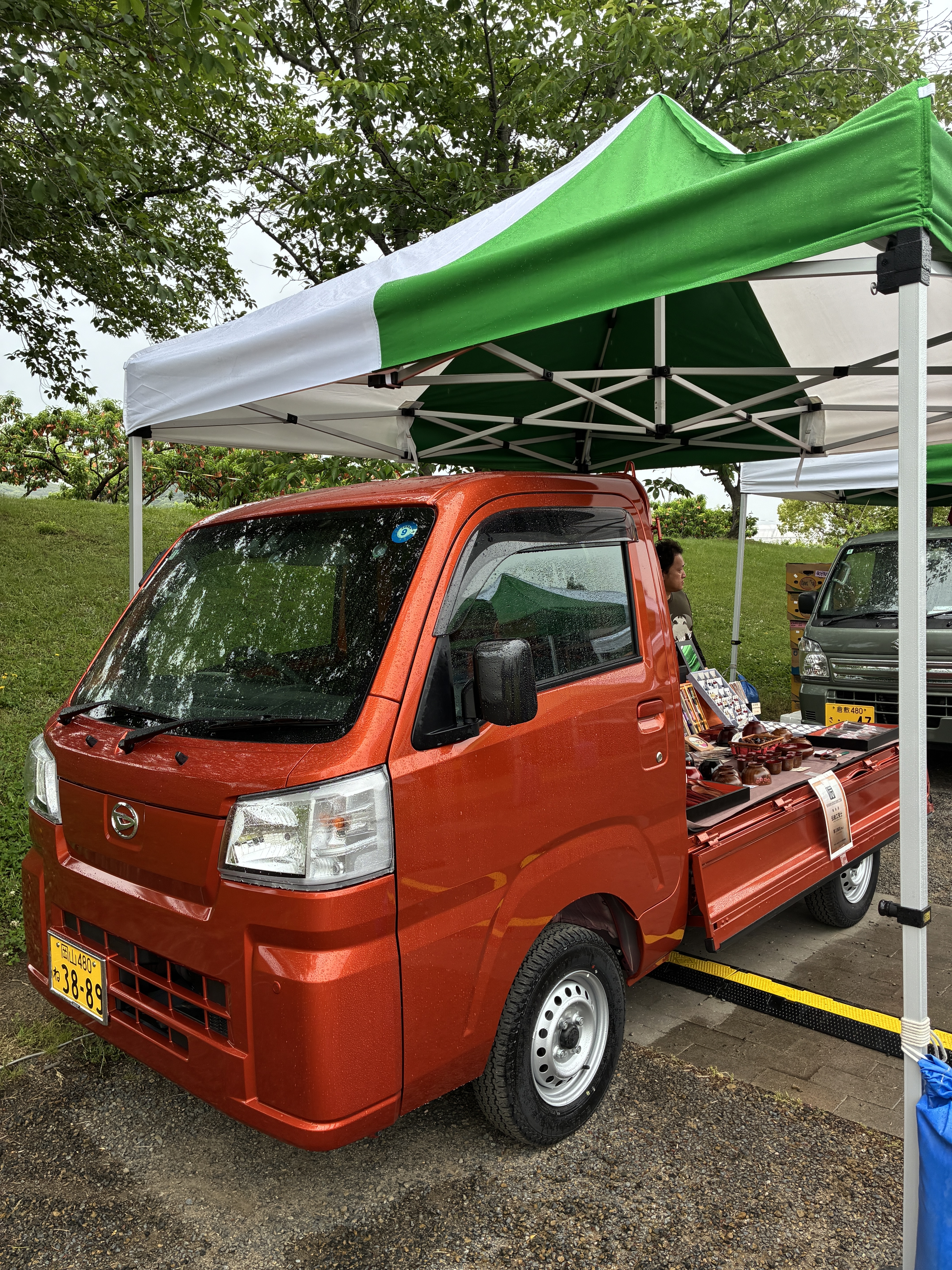 能登の復興支援でダイハツのハイゼットをご用意しました