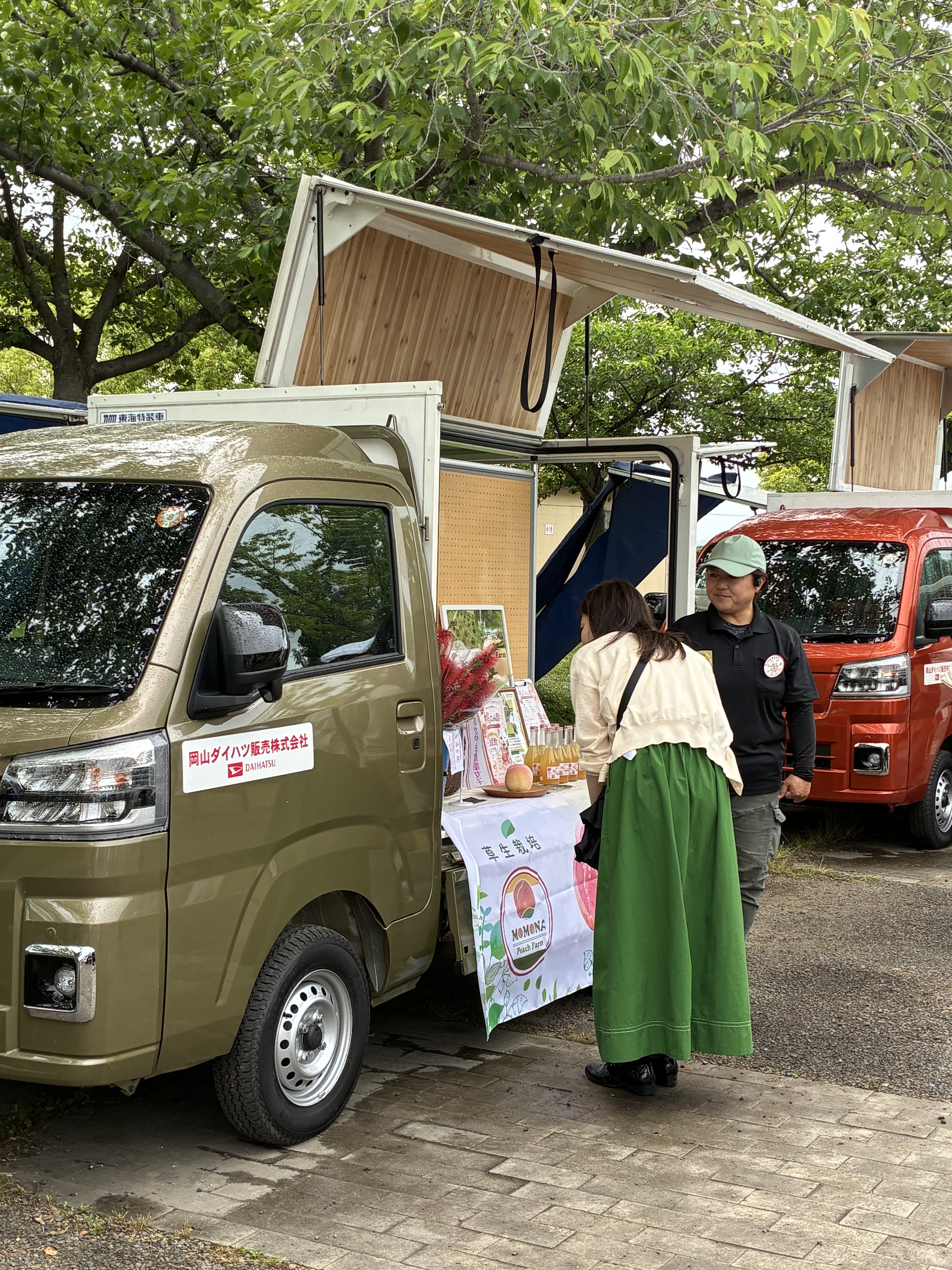 MOMONAさんは今回、新商品の桃にゃん酢をPR