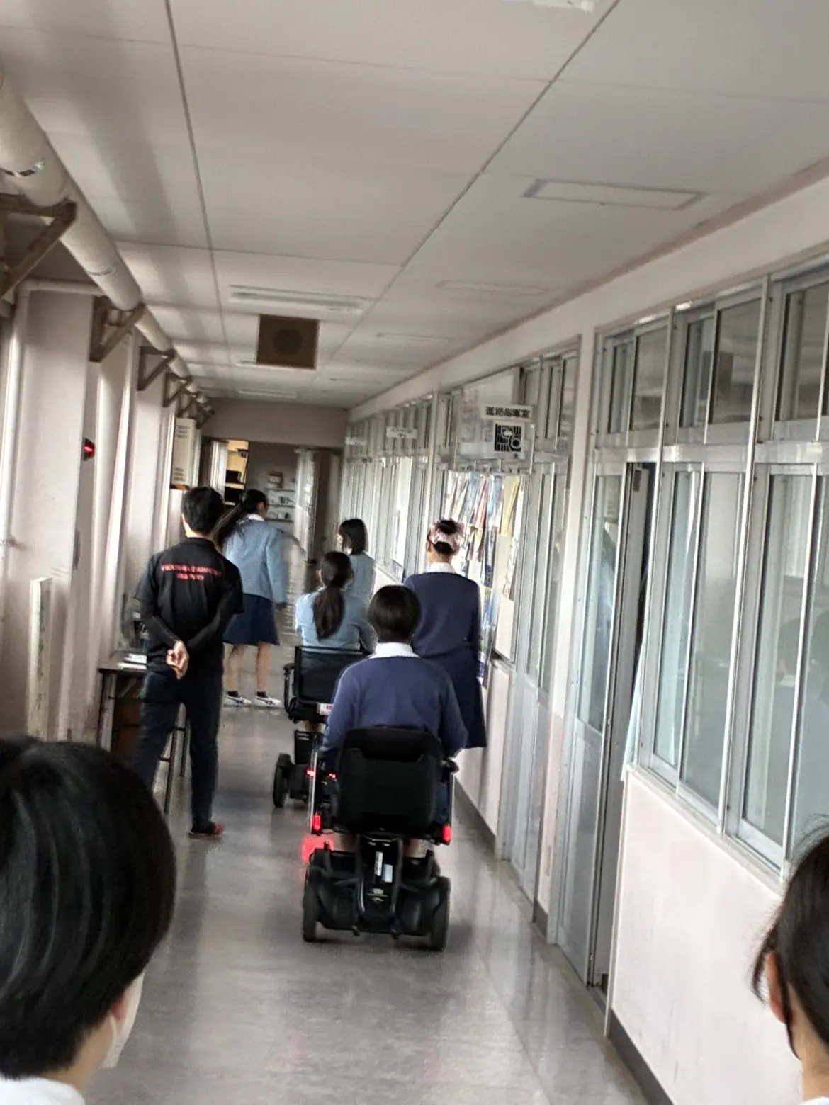 長い廊下をスピードを出してみます