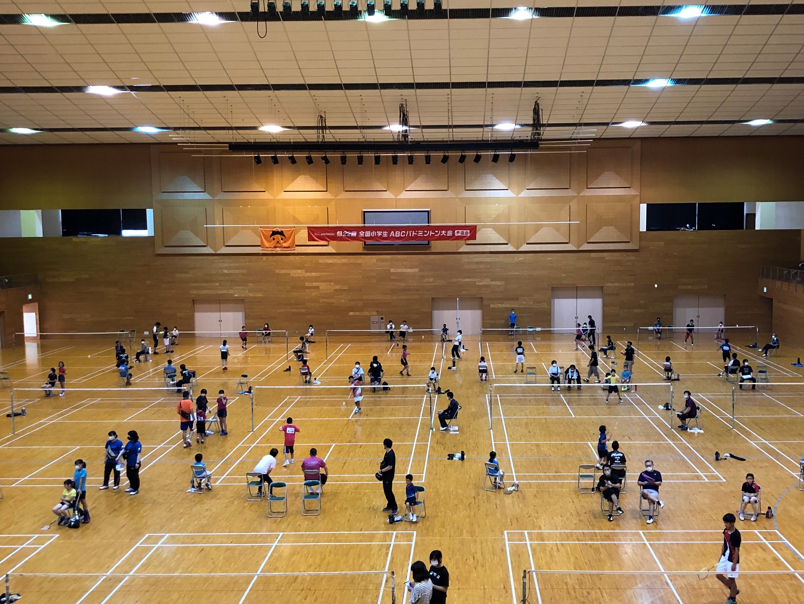 第22回ダイハツ全国小学生abcバドミントン大会岡山予選会開催 Light You Up アクション ダイハツ工業株式会社