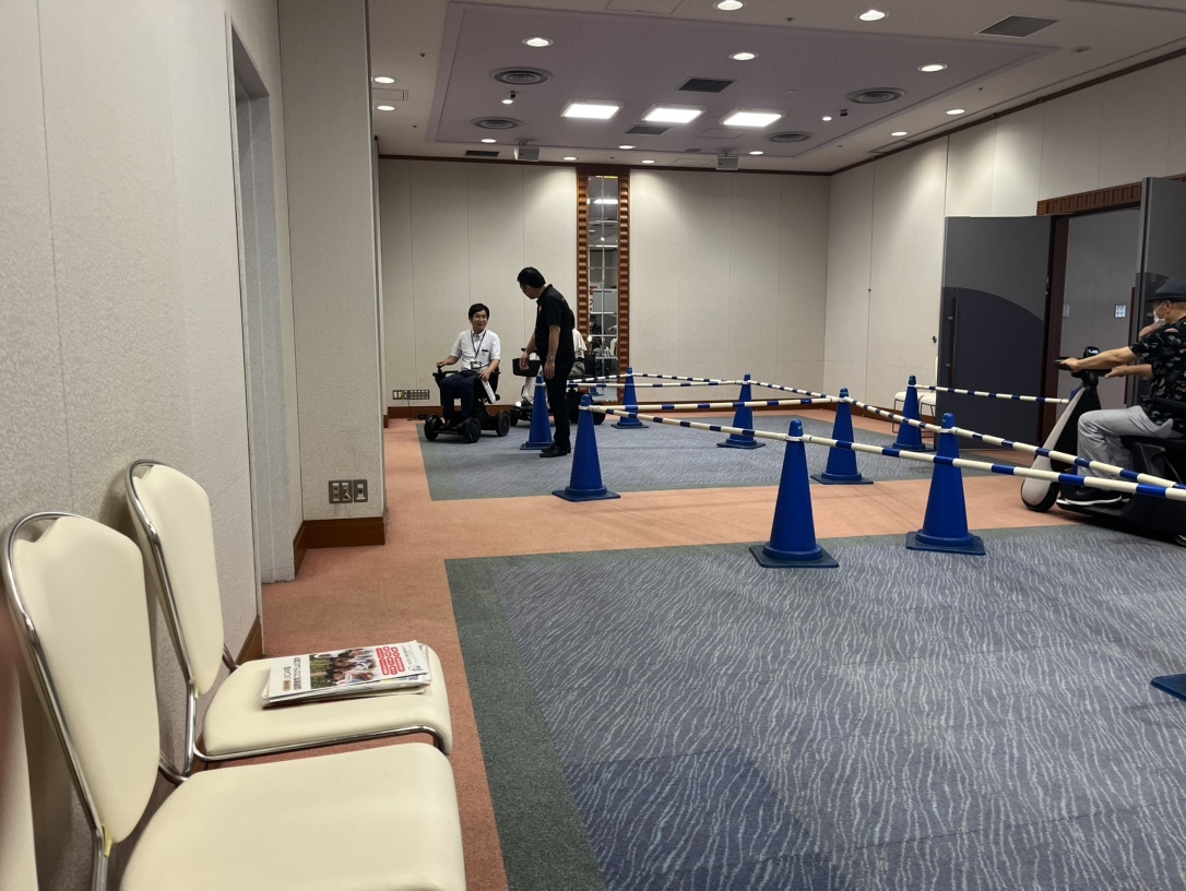 皆さん、1度は乗ってみたいと思われる様で…