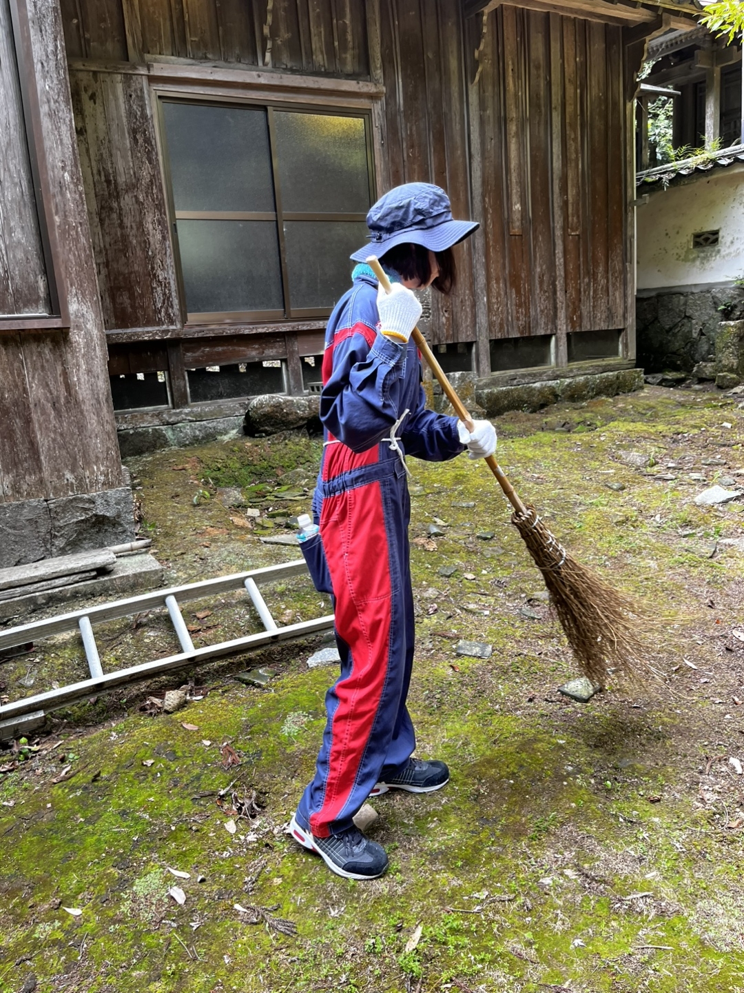 小枝も集めます