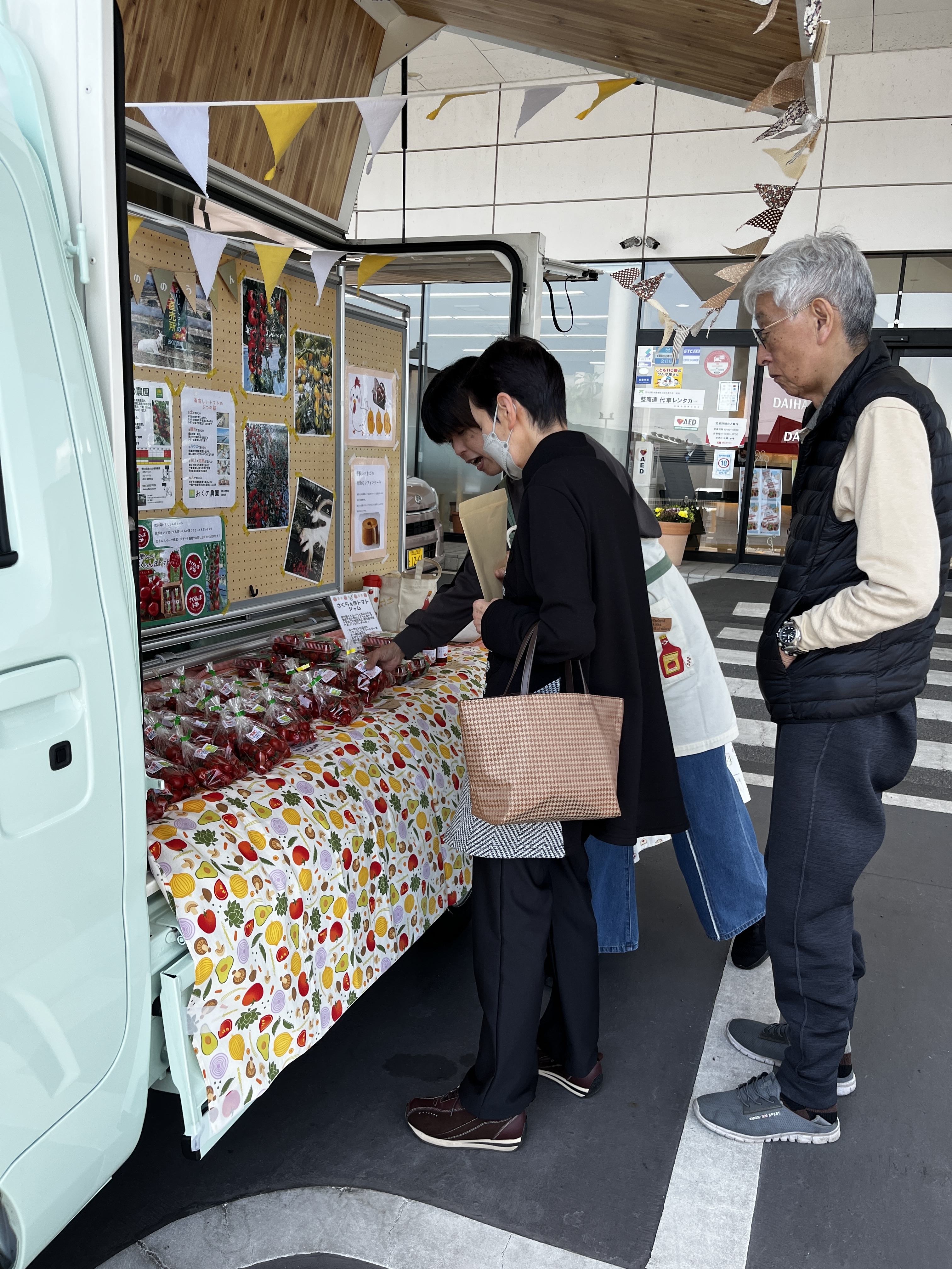 入庫のついでに立ち寄って下さいました
