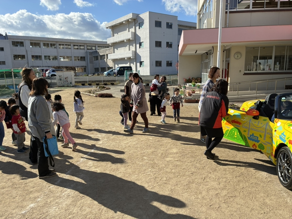 お次のお友達へ交代です