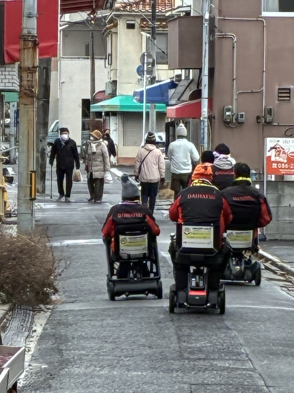 小降りになったので、野田店を目指します