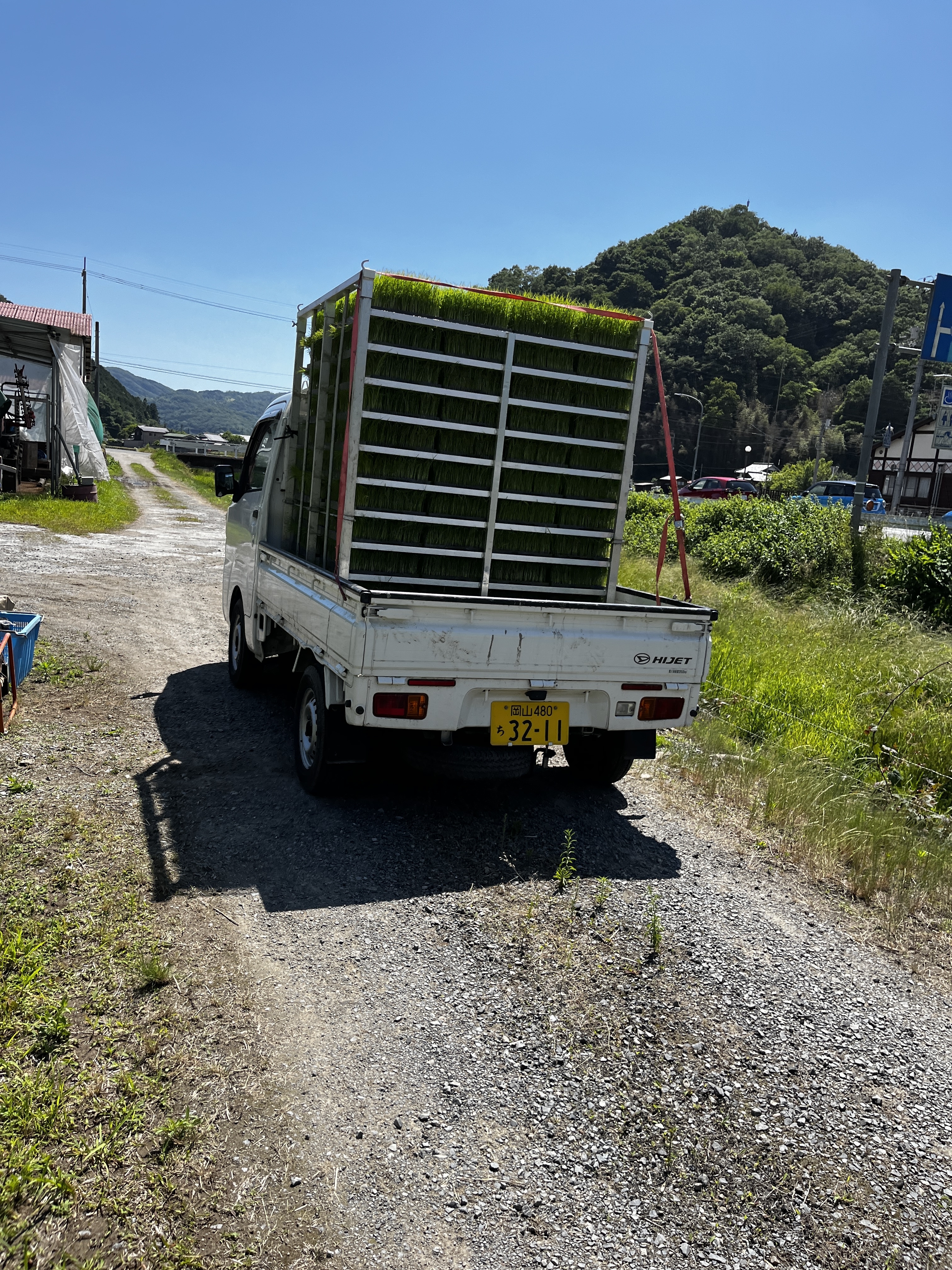 どなどな～