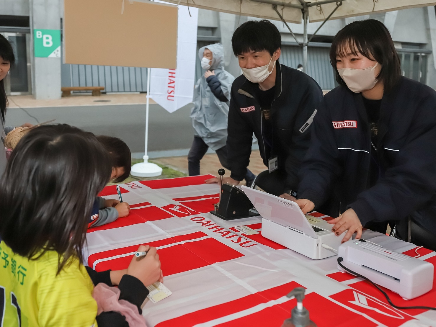 愛媛FCレディースホーム開幕戦マッチスポンサーイベント開催 愛媛FCレディースホーム開幕戦マッチスポンサーイベント開催