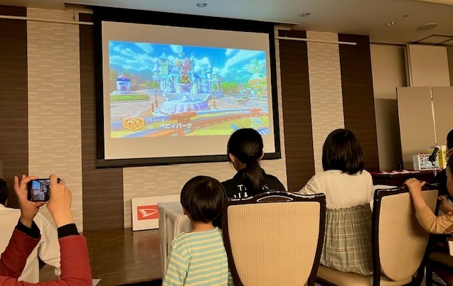 チーム対抗戦のマリオカートゲーム大会！